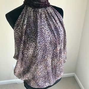 A 100% silk 👌elegant top 🌺